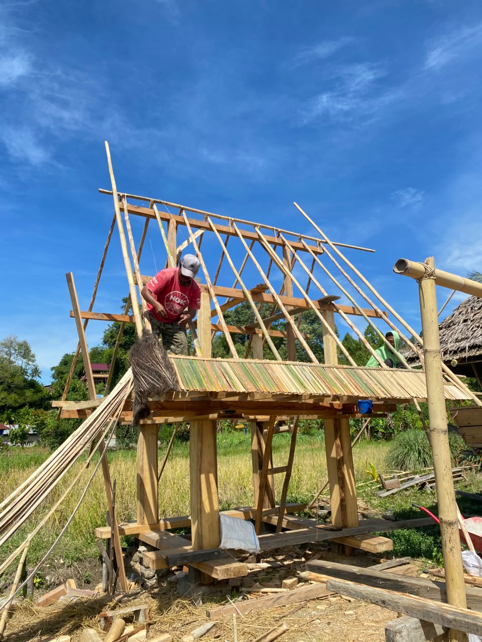 Proses Pembuatan GAMPIRI (penyimpanan benih lokal)